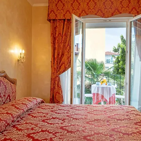 Hotell Rigel 3*