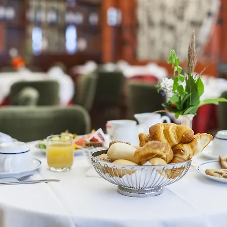 ريجل 3* البندقية-ليدو