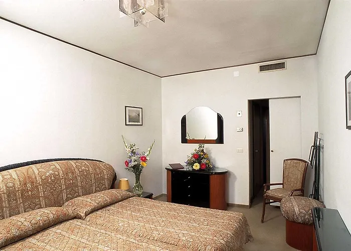 Rigel 3* Lido de Venecia